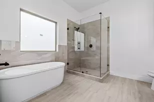 7810 Denton St, Houston, TX 77028 - Photo 16