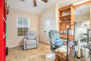 1310 Bayou Shore Dr, Galveston, TX 77551 - Photo 26