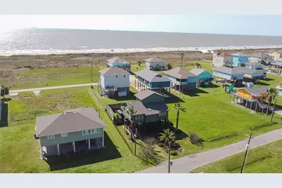 140 Ocean View Drive, Crystal Beach, TX 77650 - Photo 30