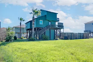 140 Ocean View Dr, Crystal Beach, TX 77650 - Photo 2