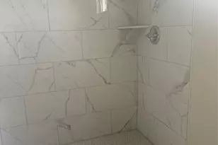 8215 La Porte Rd, Houston, TX 77012 - Photo 12