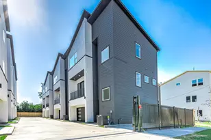 3209 St Emanuel St, Houston, TX 77004 - Photo 4