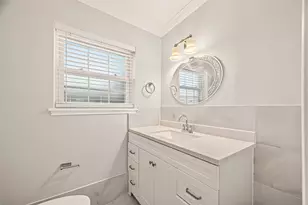 418 N Wilcrest Dr, Houston, TX 77079 - Photo 16