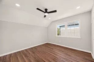 418 N Wilcrest Dr, Houston, TX 77079 - Photo 20