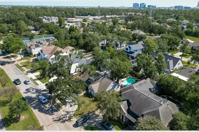 418 N Wilcrest Drive, Houston, TX 77079 - Photo 42