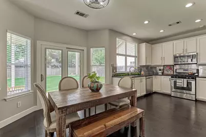 23 Wintergrass Place, The Woodlands, TX 77382 - Photo 16
