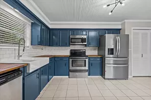 209 Palm Aire Dr, Friendswood, TX 77546 - Photo 12