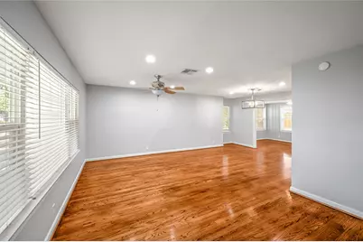 8527 Greenbush Street, Houston, TX 77025 - Photo 4