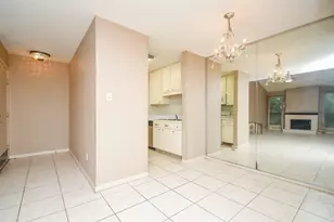 10051 Westpark Dr, Houston, TX 77042 - Photo 8
