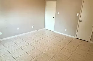 10051 Westpark Dr, Houston, TX 77042 - Photo 10