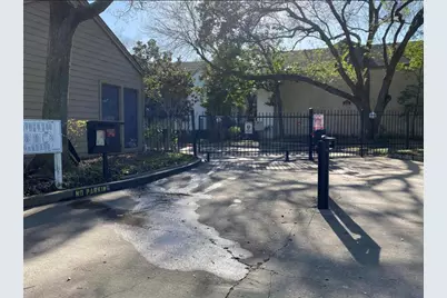 10051 Westpark Drive #256, Houston, TX 77042 - Photo 12