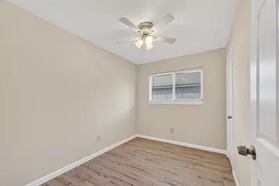 13822 Northlake Drive, Houston, TX 77049 - Photo 16