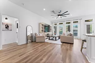 239 Forest Peak Way, Montgomery, TX 77316 - Photo 10