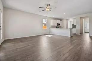 15450 Maple Ter Dr, Conroe, TX 77303 - Photo 4