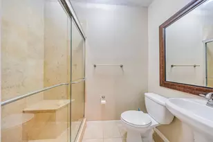 1018 Memorial Village Dr, Houston, TX 77024 - Photo 14