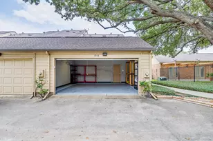 1018 Memorial Village Dr, Houston, TX 77024 - Photo 24