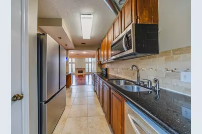 1018 Memorial Village Drive #124, Houston, TX 77024 - Photo 12