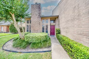 1018 Memorial Village Dr, Houston, TX 77024 - Photo 1