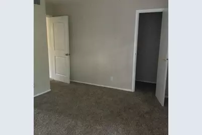 11002 Hammerly Boulevard #105, Houston, TX 77043 - Photo 6