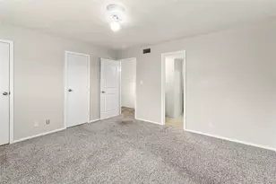 11002 Hammerly Blvd, Houston, TX 77043 - Photo 10