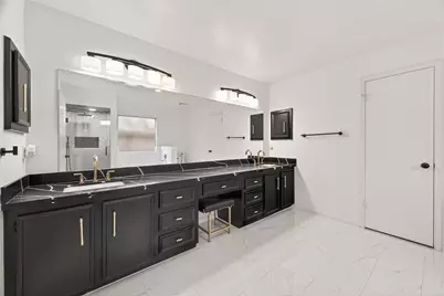 12131 Ella Lee Lane, Houston, TX 77077 - Photo 22