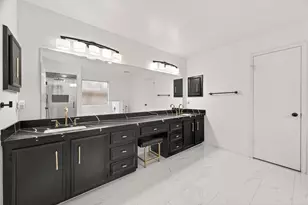 12131 Ella Lee Ln, Houston, TX 77077 - Photo 22