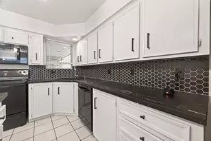 12131 Ella Lee Ln, Houston, TX 77077 - Photo 12