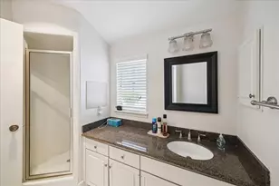 5826 Doliver Dr, Houston, TX 77057 - Photo 14