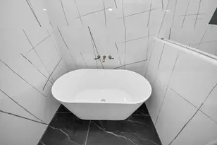 2016 Blodgett St, Houston, TX 77004 - Photo 32