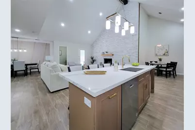 12034 Rocky Knoll Drive, Houston, TX 77077 - Photo 10