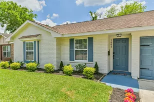 2005 Cheryl Dr, Pearland, TX 77581 - Photo 2