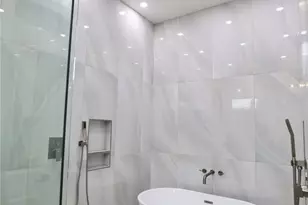 510 E 37th St, Houston, TX 77022 - Photo 26