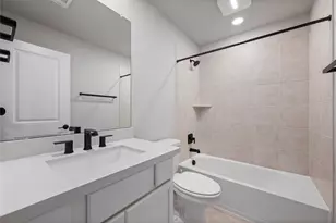 103 E Christine Manor Dr, Montgomery, TX 77316 - Photo 32
