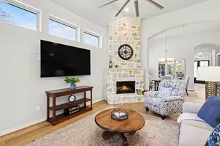 30734 Sunny Meadow Dr, Fulshear, TX 77441 - Photo 6