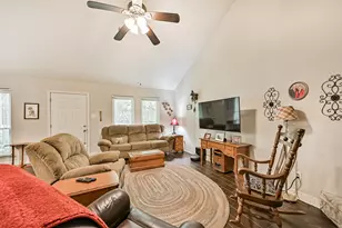 42 Hideaway Dr, Friendswood, TX 77546 - Photo 6