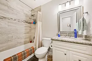 42 Hideaway Dr, Friendswood, TX 77546 - Photo 16