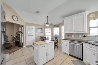 7034 Pleasure Lake Drive, Willis, TX 77318 - Photo 14