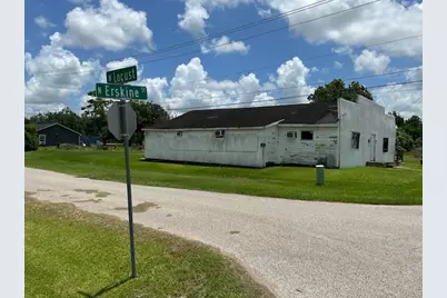 326 N Erskine Street, Angleton, TX 77515 - Photo 2