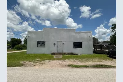 326 N Erskine Street, Angleton, TX 77515 - Photo 6