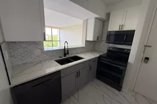 5001 Woodway Dr, Houston, TX 77056 - Photo 6