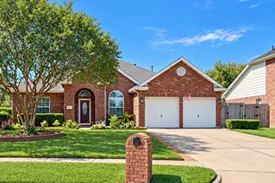 3511 Harbor Pass Ln, Friendswood, TX 77546 - Photo 1