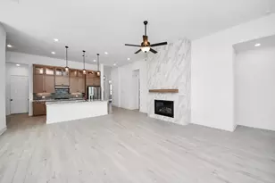 9514 Chateau Hill, Iowa Colony, TX 77578 - Photo 4