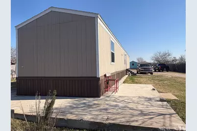 310 Beaks Avenue, Eagle Lake, TX 77434 - Photo 4