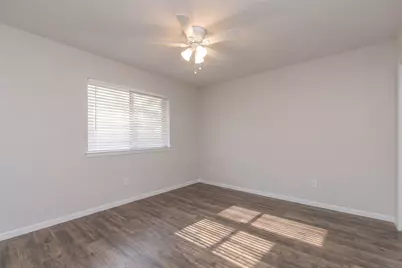 46 N Deerfoot Circle, The Woodlands, TX 77380 - Photo 18