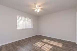 46 N Deerfoot Cir, The Woodlands, TX 77380 - Photo 18