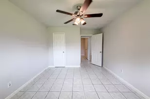 12510 Daventry Ln, Houston, TX 77039 - Photo 4
