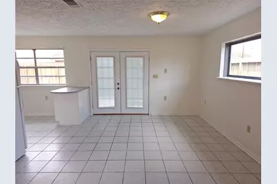 418 Texas Street, Tomball, TX 77375 - Photo 8