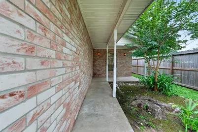 418 Texas Street, Tomball, TX 77375 - Photo 6