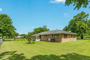 409 Red Oak St, Brazoria, TX 77422 - Photo 22