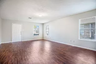 5314 Aloe Ave, Baytown, TX 77521 - Photo 2